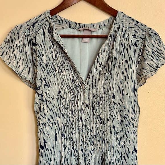 H&M| Pretty Sage Green Patterned Cap Sleeve Tie-Belt Dress Sz M - Picture 3 of 8